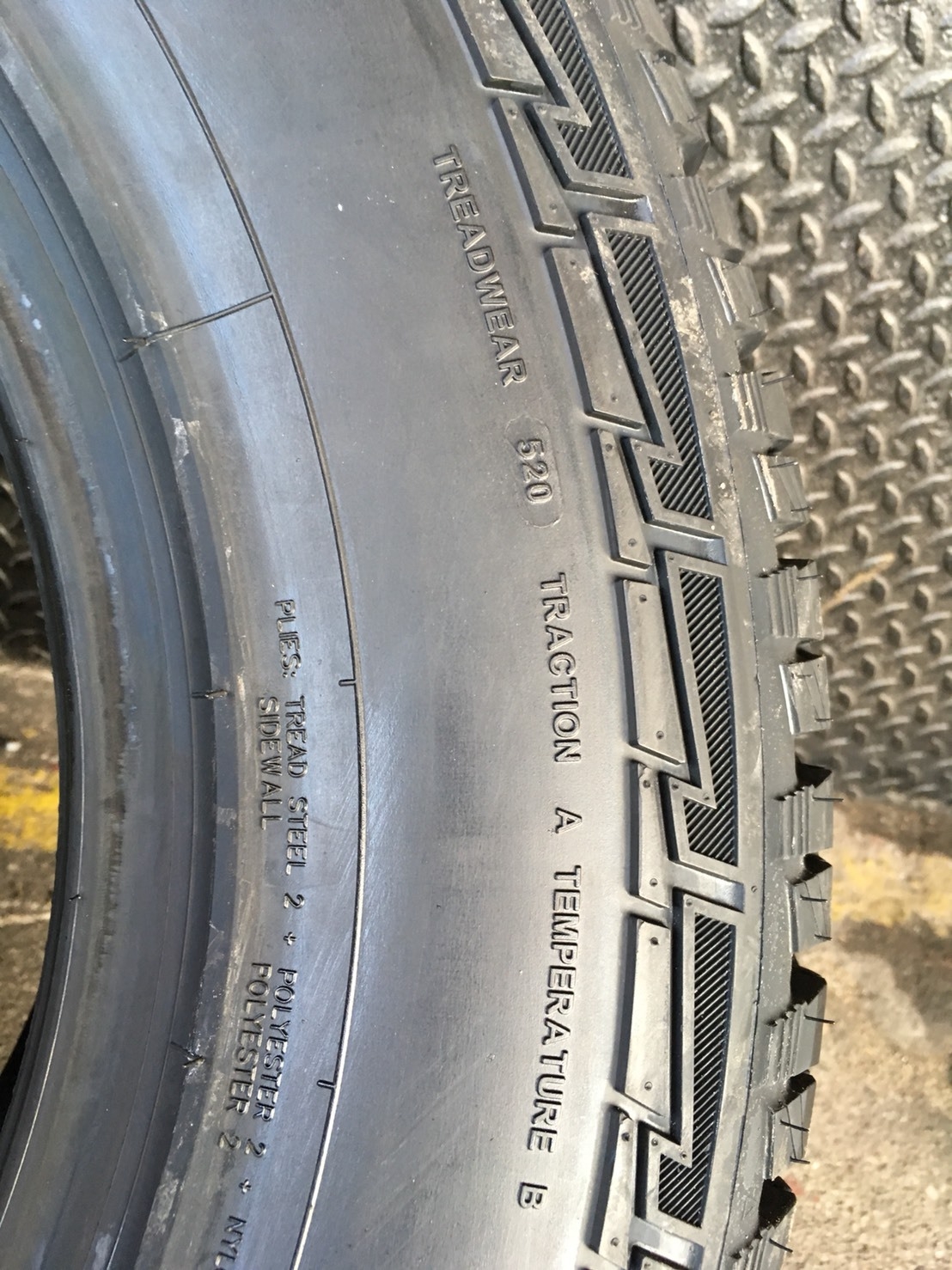 GT RADIAL DVENTURO AT3 265-65-17 เส้น 2900 ปี 18