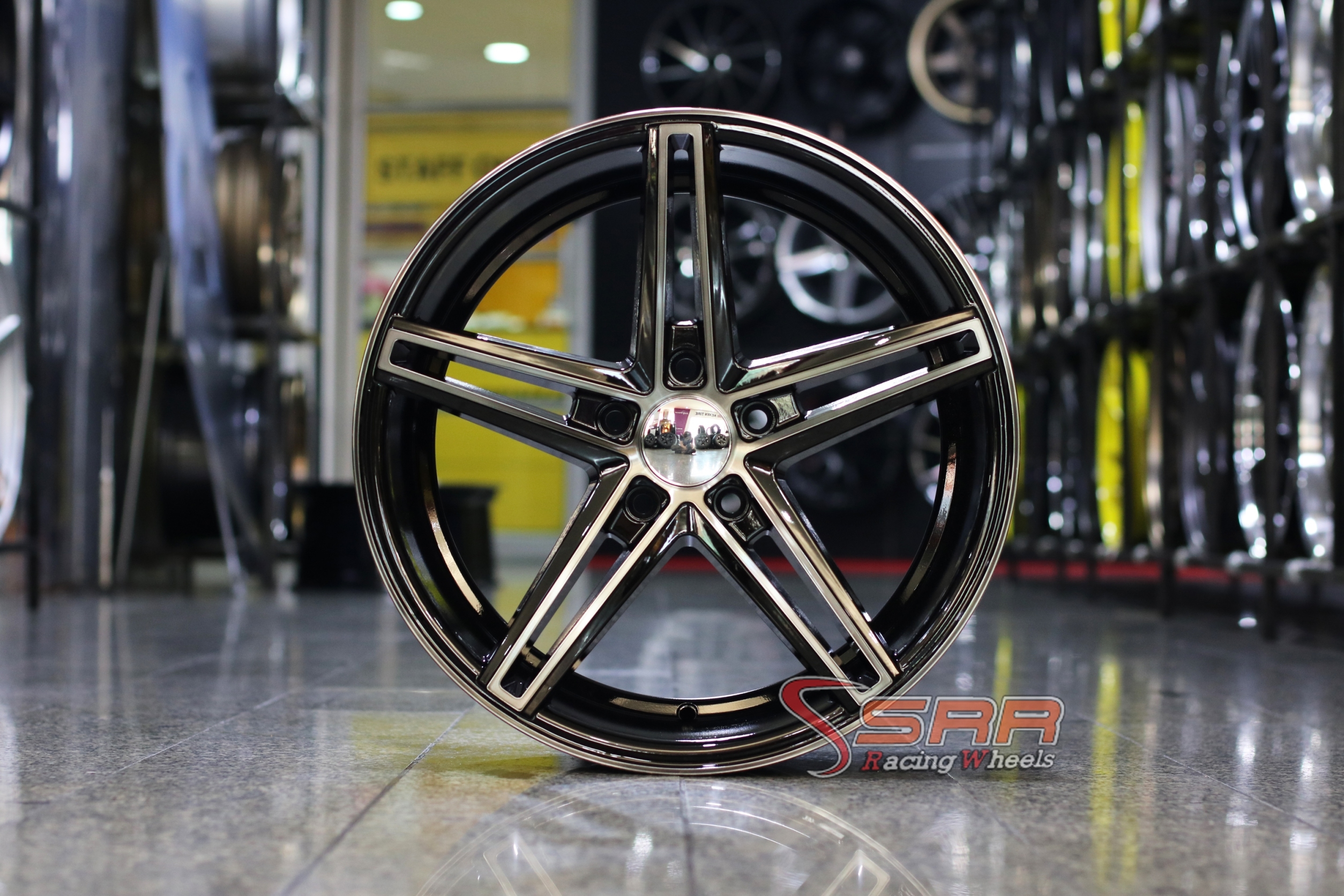 ล้อใหม่ VOSSEN CV5 ขอบ18 ใส่ได้ทั้งเก๋ง และกะบะ