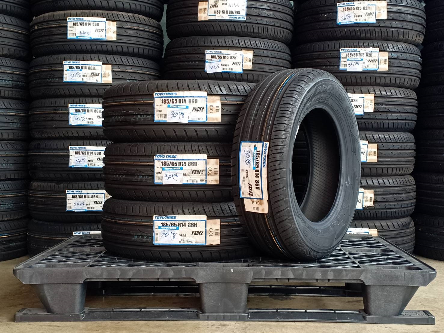 TOYO 185/65R14 PROXES CF2 86H MADE IN JAPAN