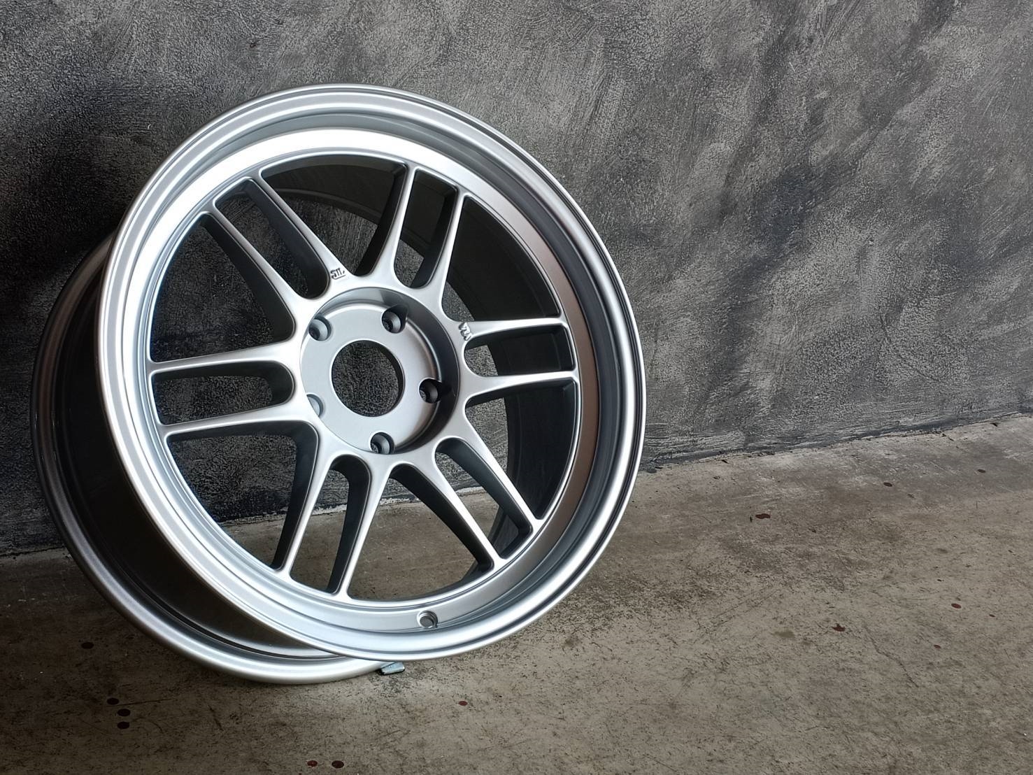 TK-F1 (TM-187) 17X8 5X114.3 30 73.1 HIGH GLOSS SILVER