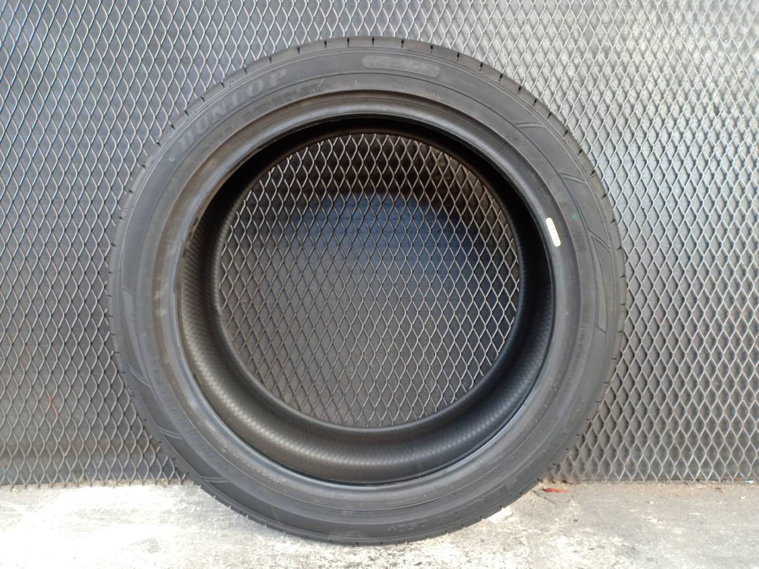 DUNLOP SPMAXX050 PLUS 245/45-20 เส้นละ 5500 ปกติ 14000