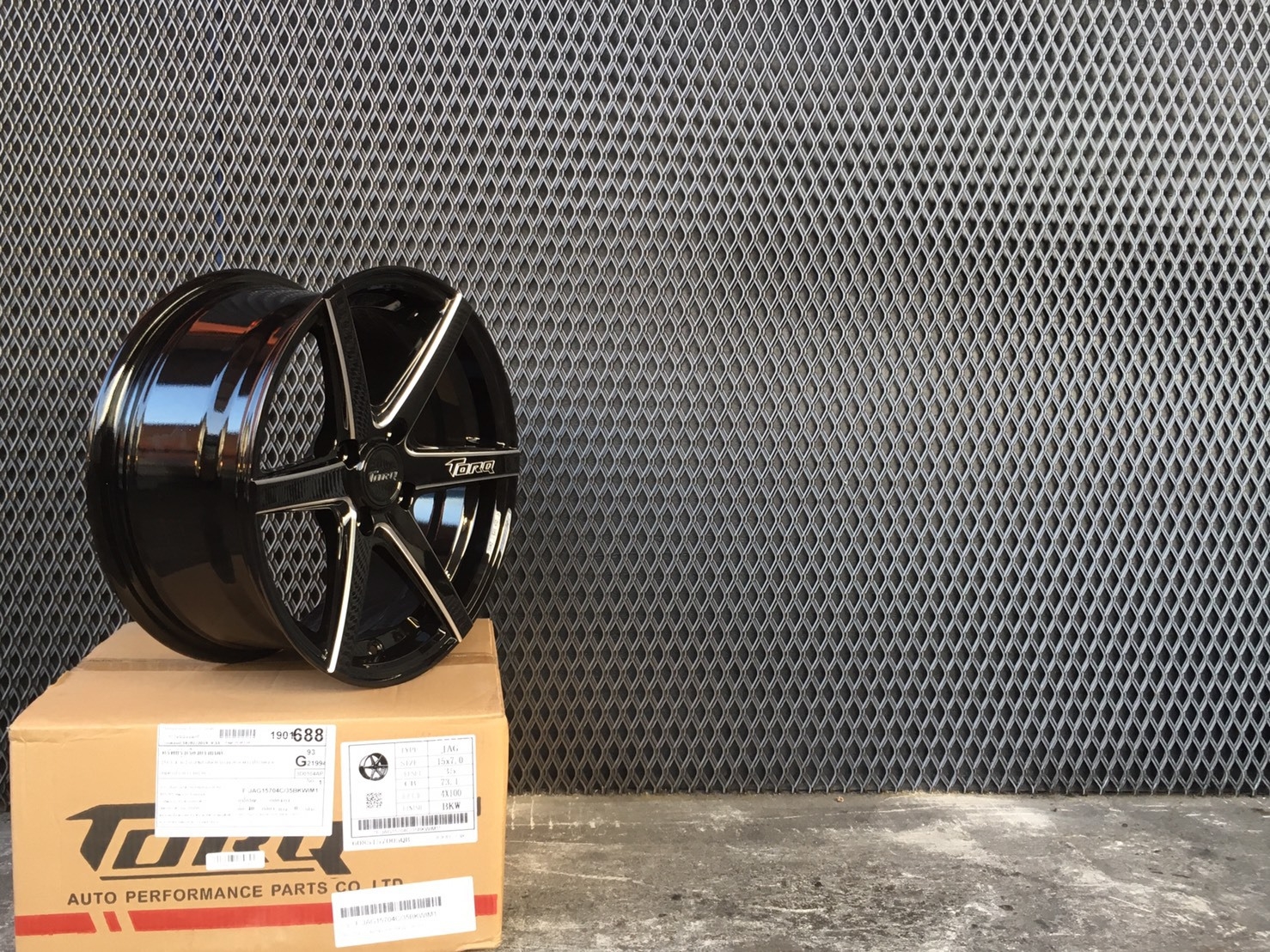 ล้อแม็กซ์ JAG APP TORQ ขอบ1นิ้ว วงละ 2,375.-