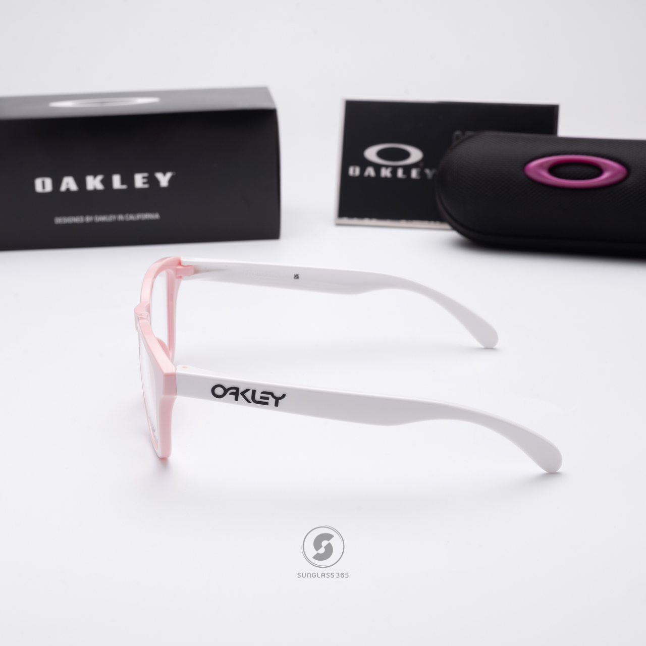 Oakley Frogskins XS (A) OY8009F-03 Polished Milkshake Pink