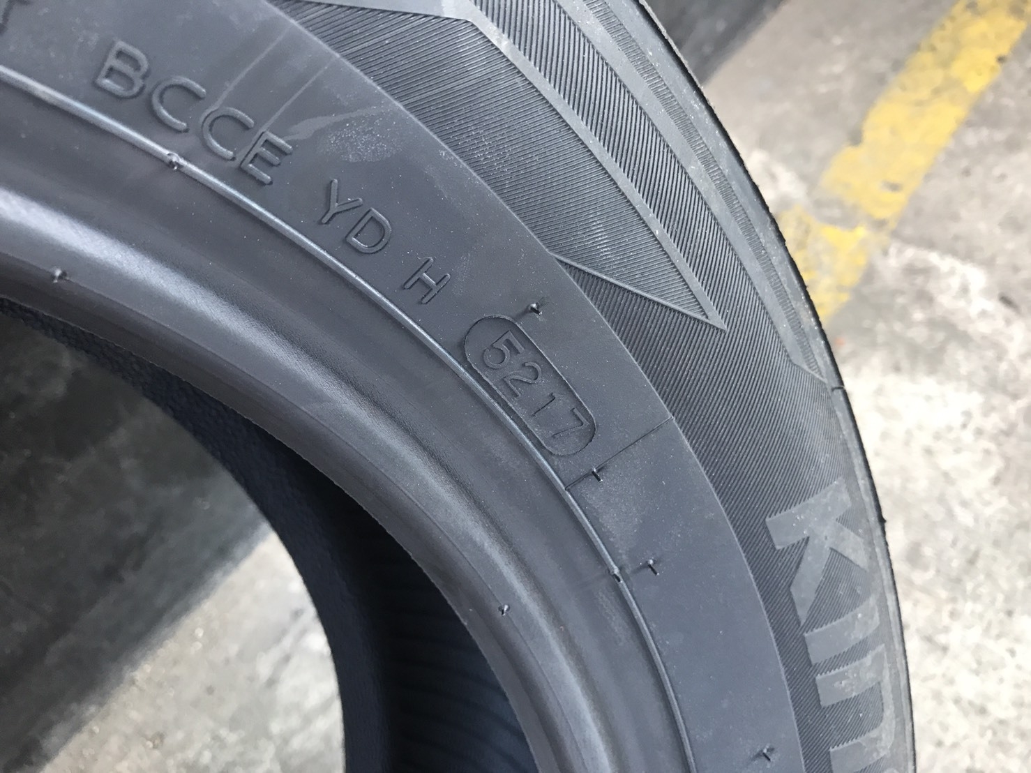 HANKOOK KINERGY EX H308 195-60-15 ซื้อ2แถม2