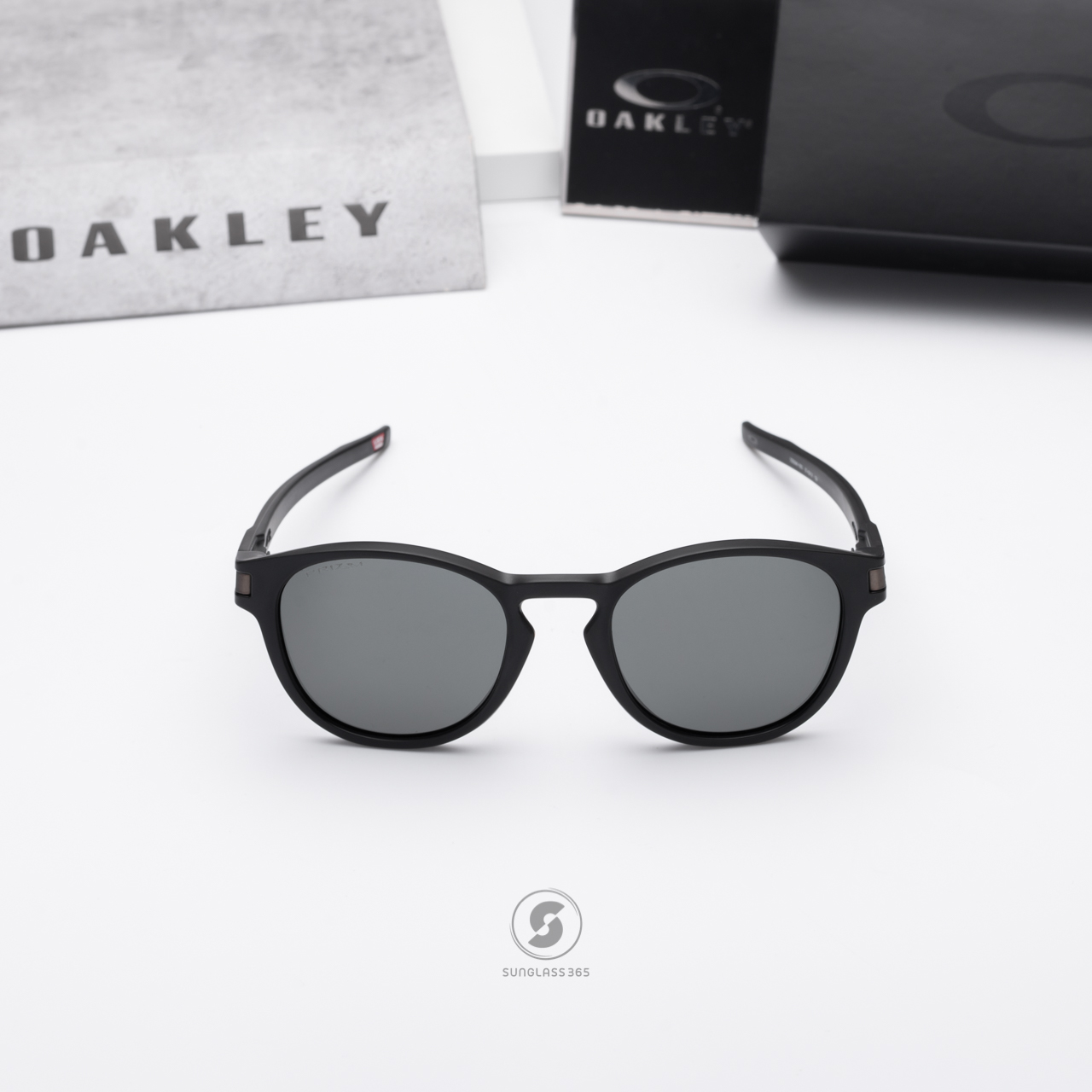 ☆ OAKLEY LATCH OO9349 マットブラック/PRIZM GRAY Latch™ (Low Bridge Fit) Prizm Black Lenses, Matte Black
