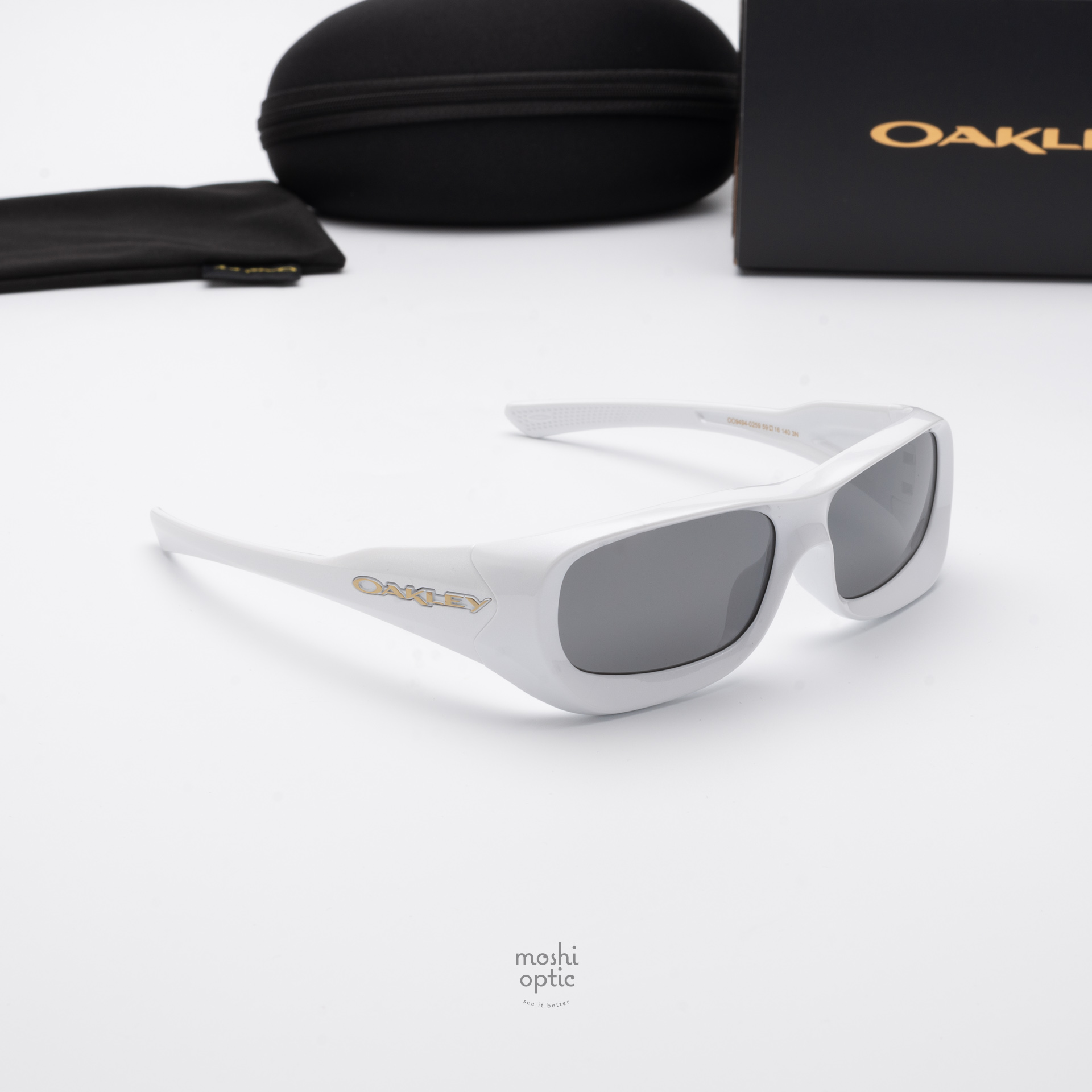 Oakley De Soto OO9494-02 Pearl White Prizm Black