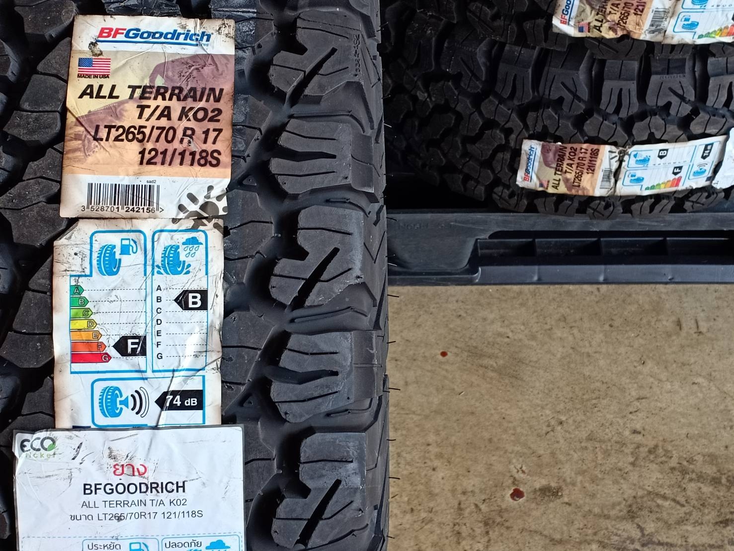 BF-GOODRICH 265/70R17 ALL TERRAIN T/A KO2 121/118S 10PR (ตัวหนังสือขาว) MADE IN U.S.A.