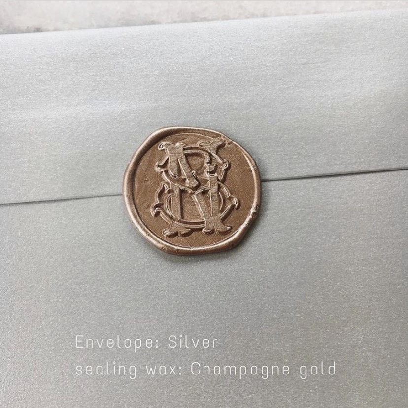 Champagne gold sealing wax (ครั่งมีไส้เทียน สีแชมเปญ โกล)