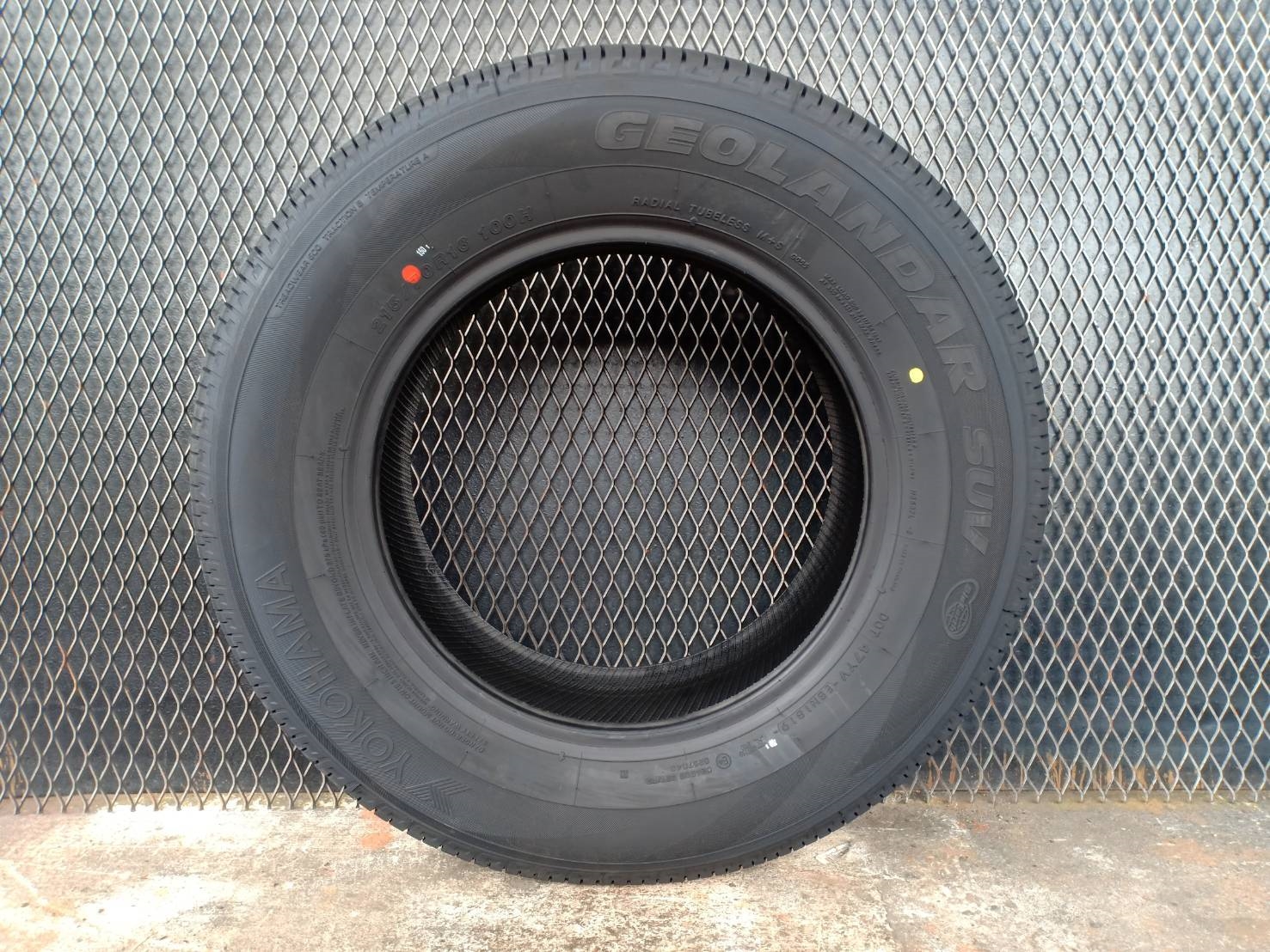 YOKOHAMA G055 215/70-16 ปี19 ราคาส่ง