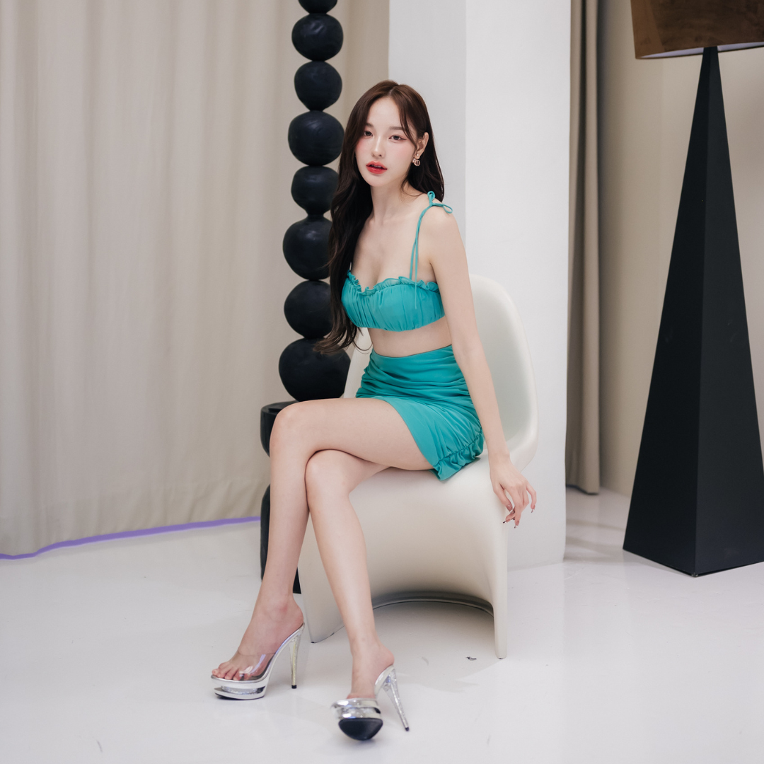 Lism Set-009 ชุดเซตกระโปรงเสื้อสายเดี๋ยวผูกไหล่น่ารักๆ