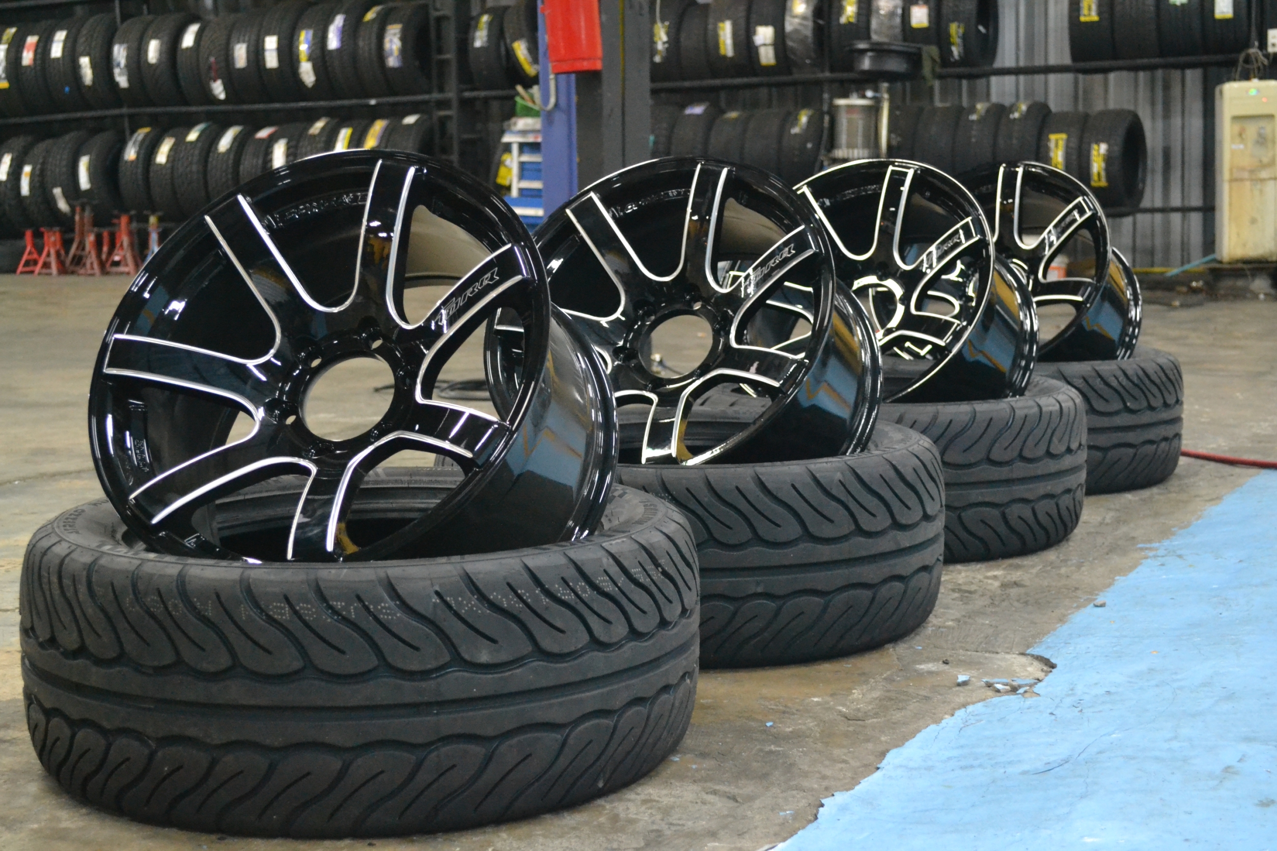 ล้อใหม่ CTR RT CONCAVE ขอบ18