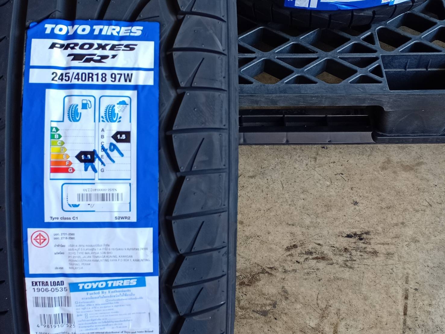 TOYO PROXES TR1 245/40R18 97W MALAYSIA