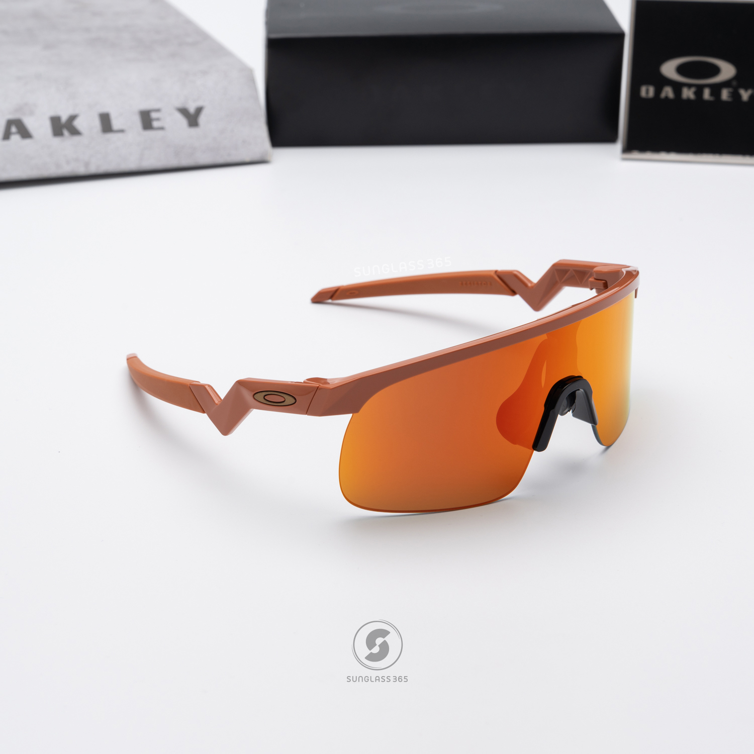 Oakley Resistor OJ9010-18 Ginger Prizm Ruby