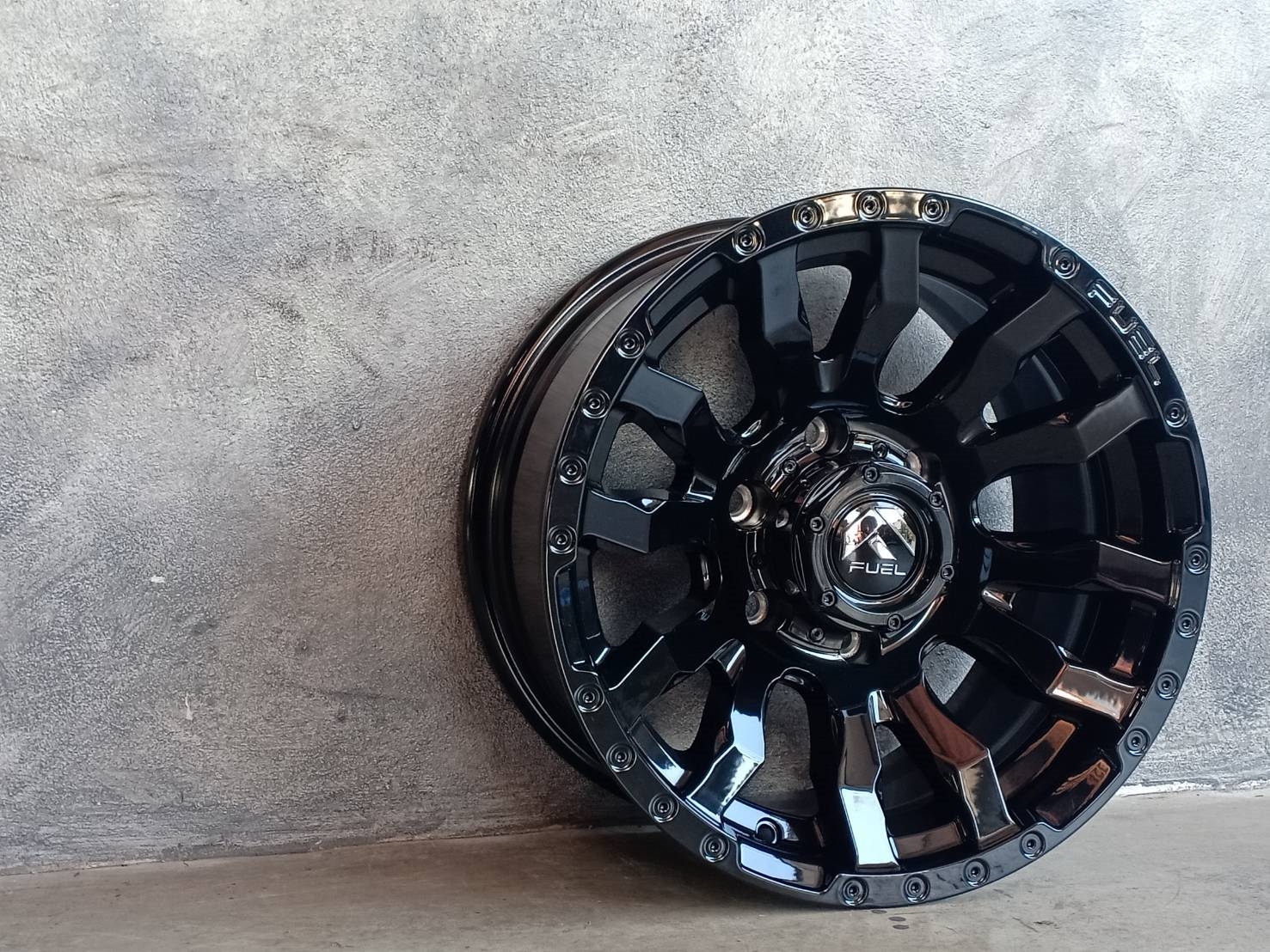 ล้อแท้ FUEL-BLITZ ขอบ16นิ้ว ลดราคาพิเศษ