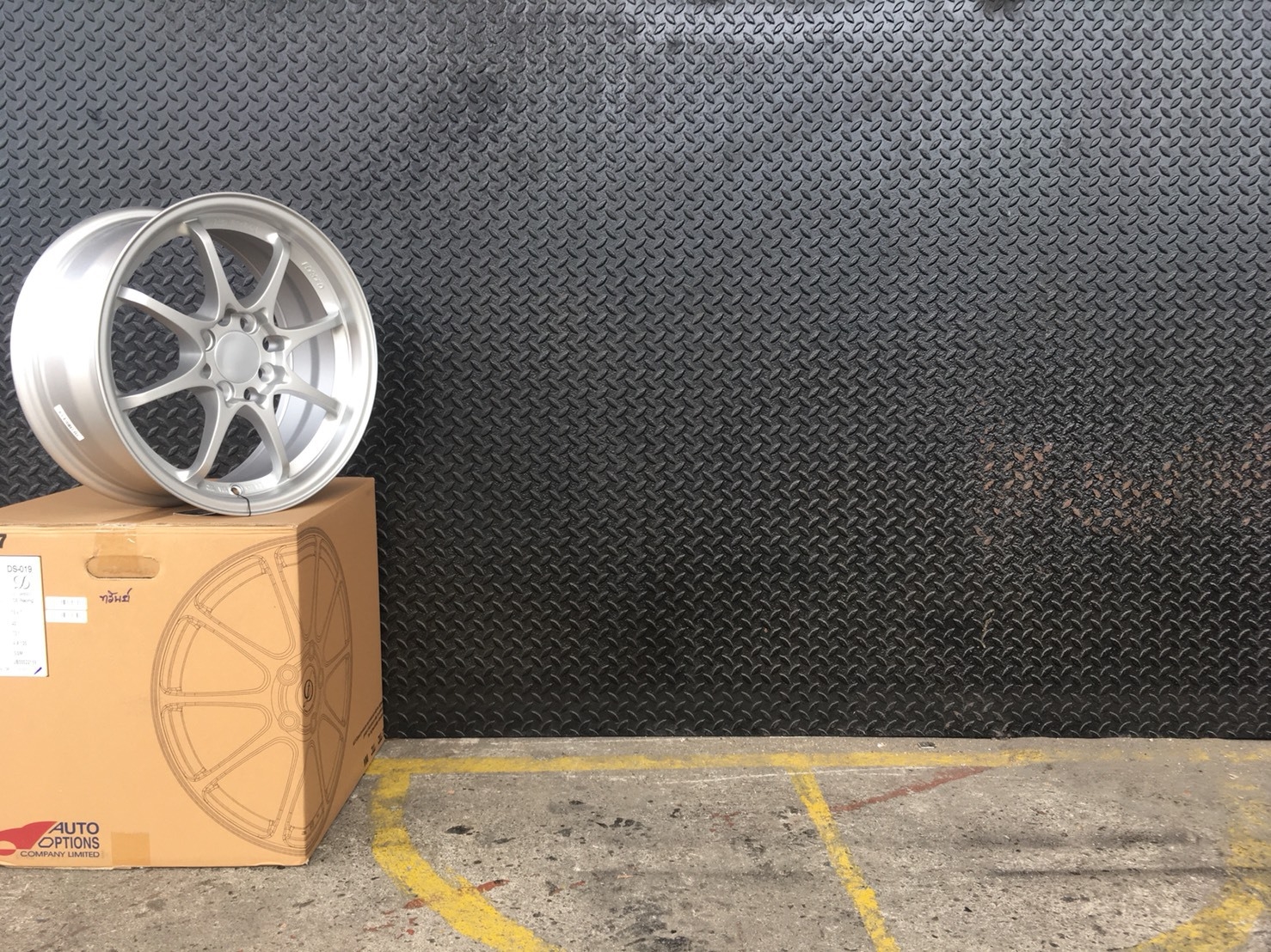 CE28 DS019 ขอบ15นิ้ว 4x100 สินค้าราคาถูก
