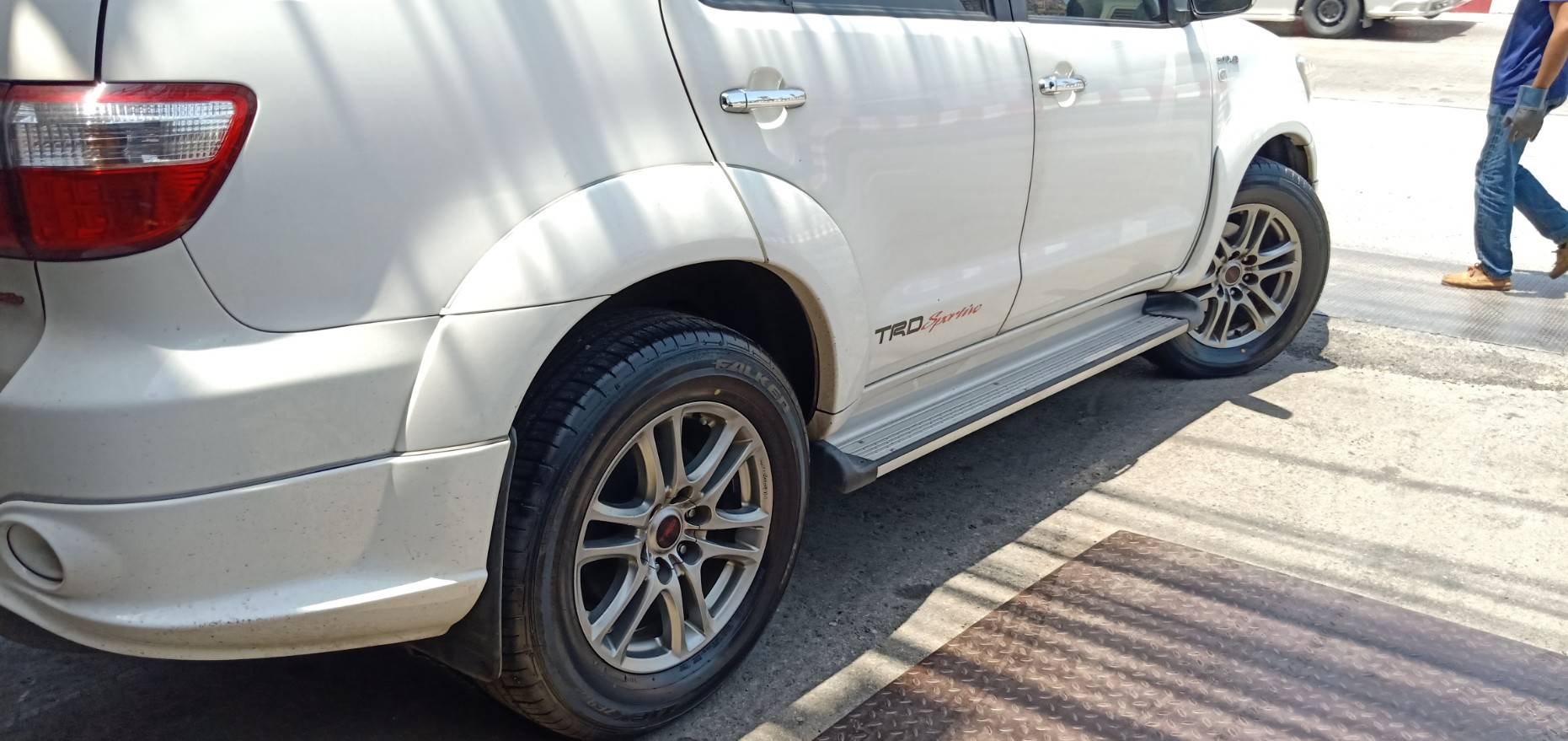 FALKEN FK452 265/60-18 เส้น 3500 ปกติ 4500