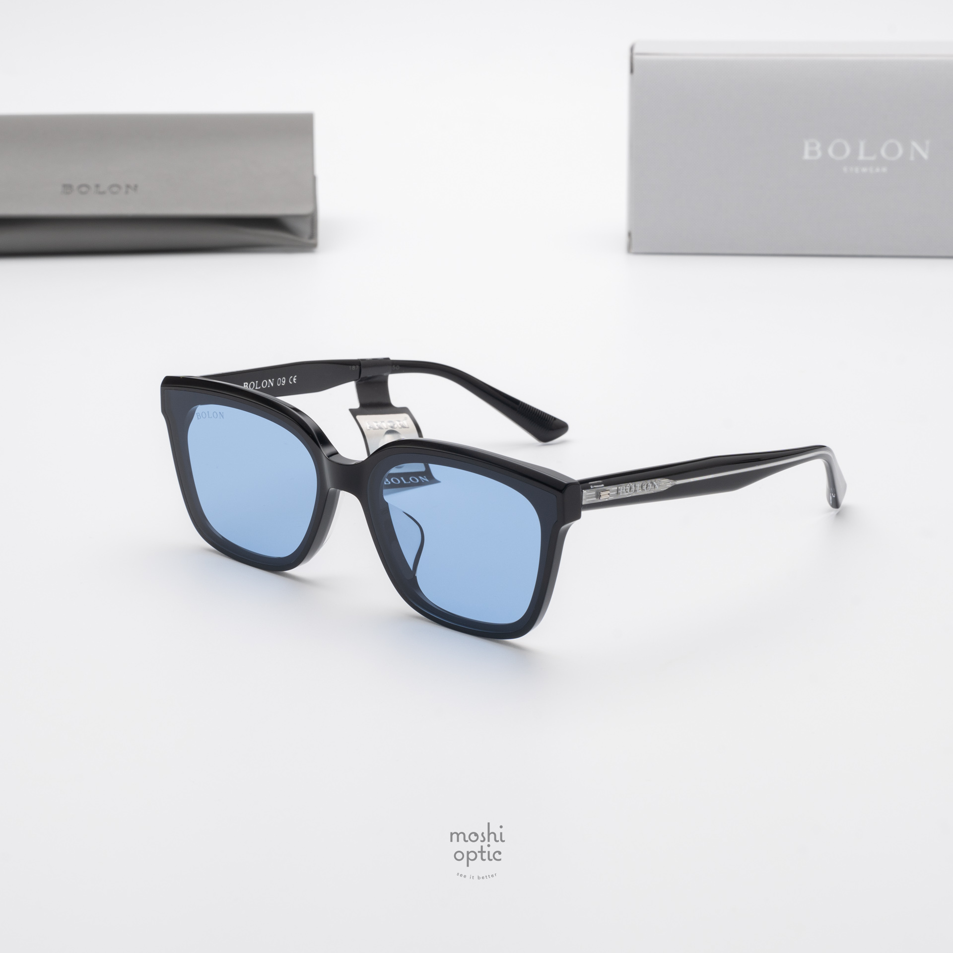 แว่นกันแดด BOLON รุ่น BL3202 Hallstatt A17 Shiny Black