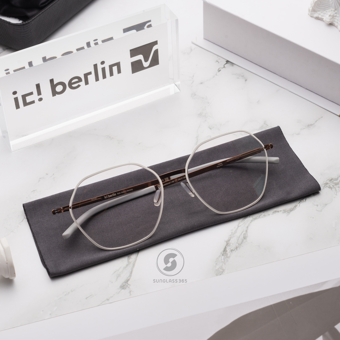 กรอบแว่น IC BERLIN Halny Shiny White