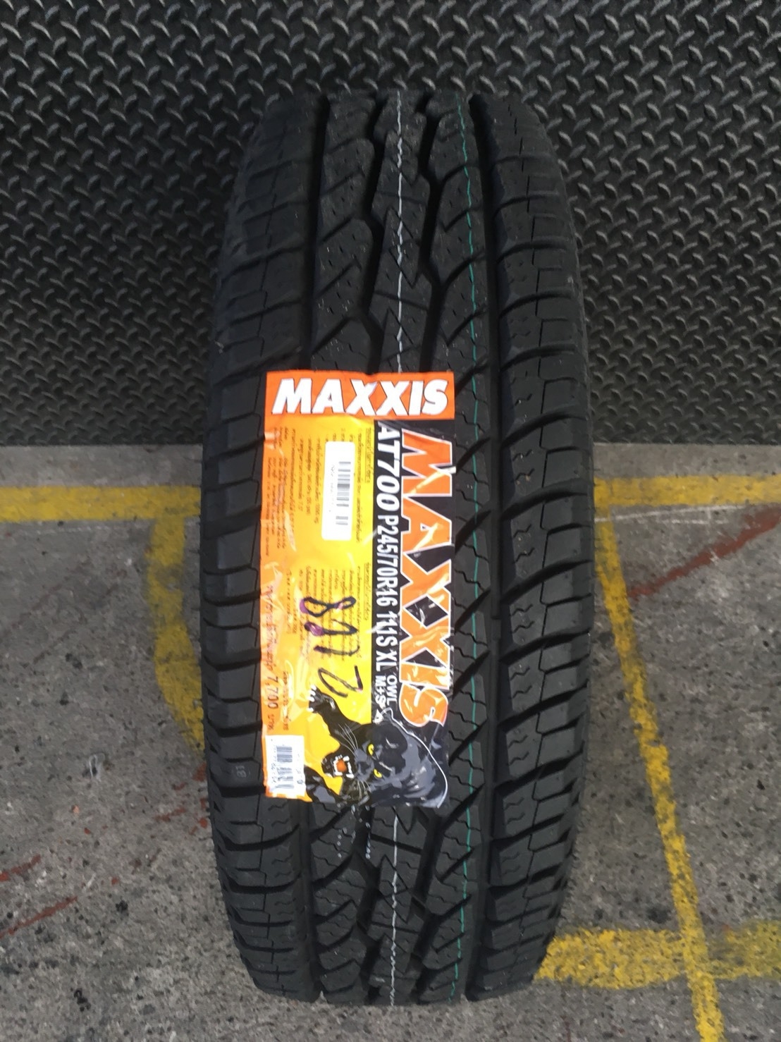 MAXXIS AT700 245-70-16 ราคาพิเศษ