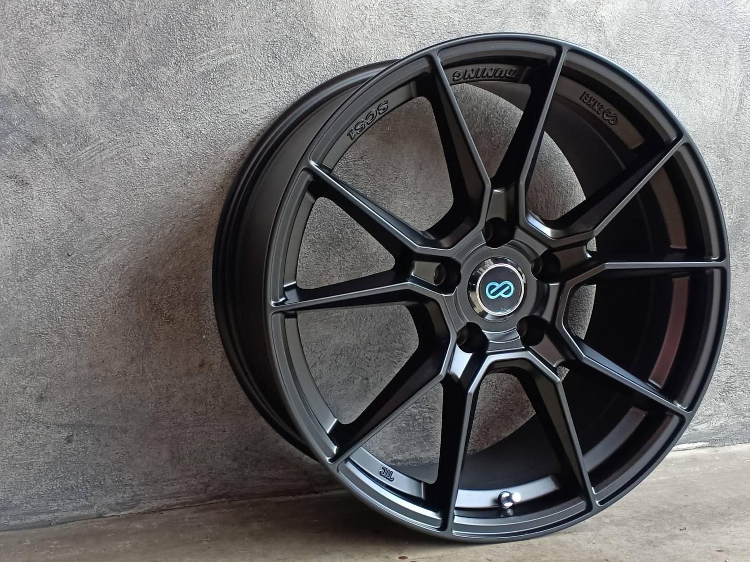 ล้อแม็ก ENKEI SC51 18X8.5 5X114.3 ET+ 40