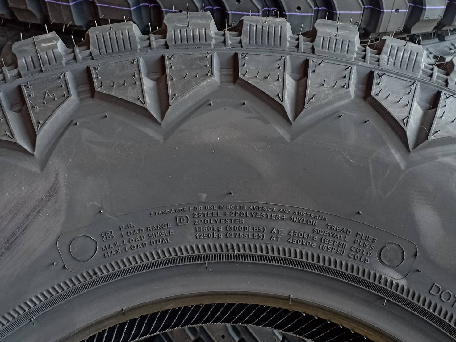 HANKOOK 265/75R16 DYNAPRO MT ต้องการส่วนลดราคาพิเศษ กรุณาสอบถาม