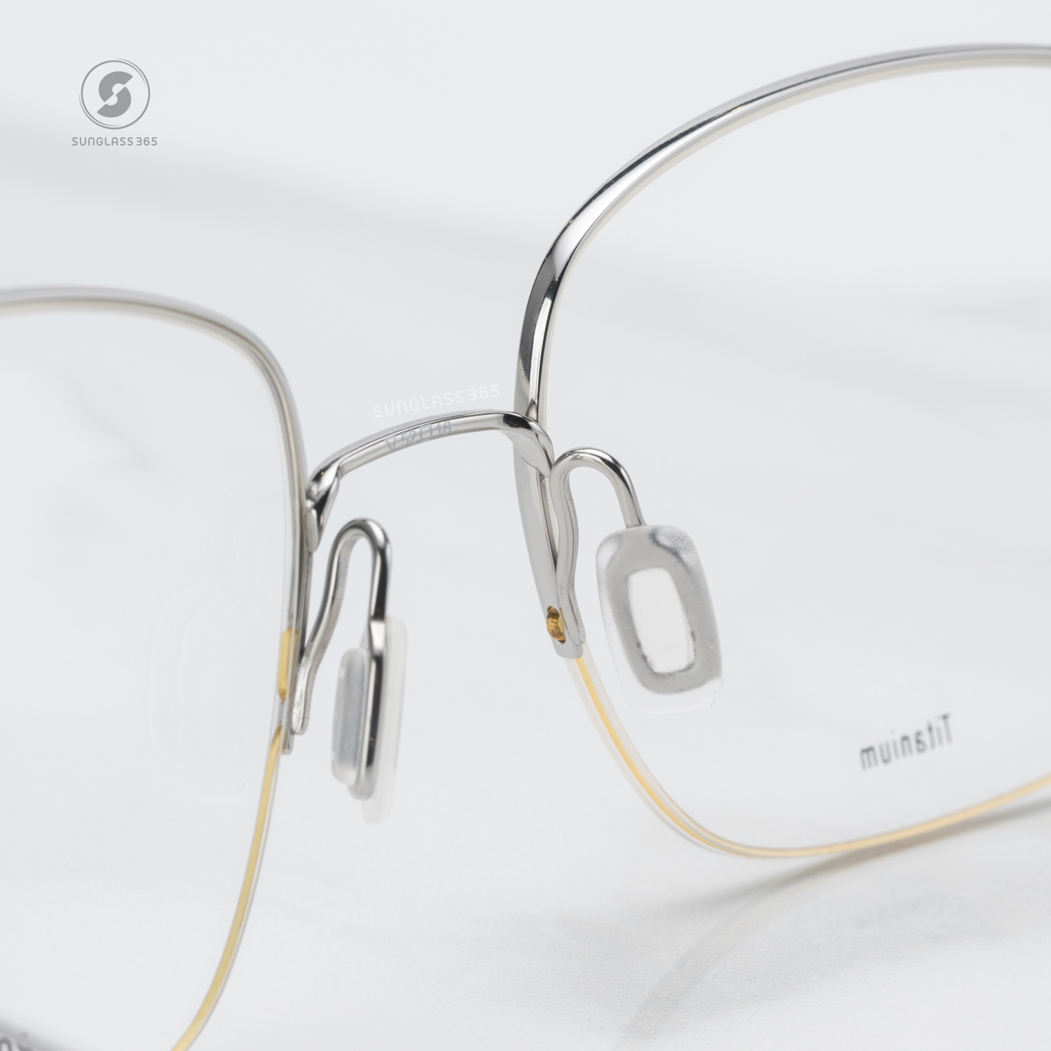 แว่นสายตา RODENSTOCK R7116 B
