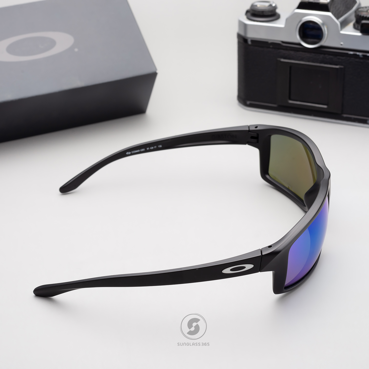 Oakley OO9449-12 Gibston Prizm Sapphire Iridium Polarized