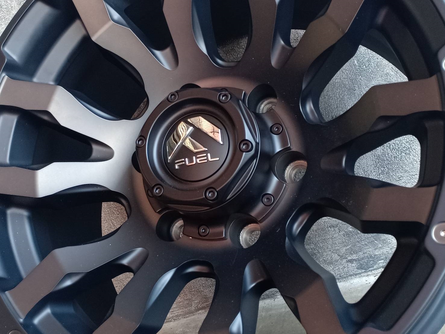 ล้อแท้ FUEL-BLITZ ขอบ16นิ้ว ลดราคา