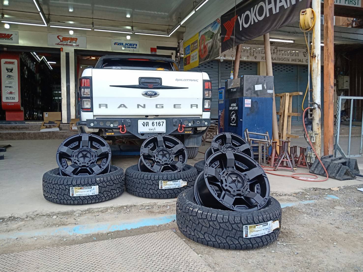 ล้อแท้ KMC XD811 ขอบ18 ราคาพิเศษ