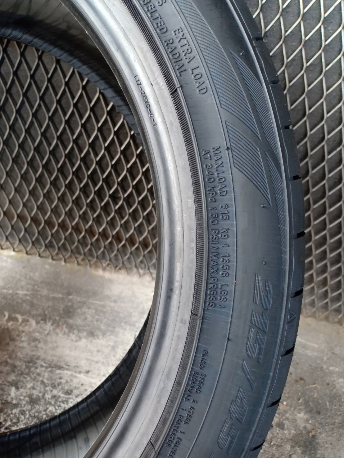 ยางใหม่ปี19 TOYO C1S 215-45-17 ราคาถูก