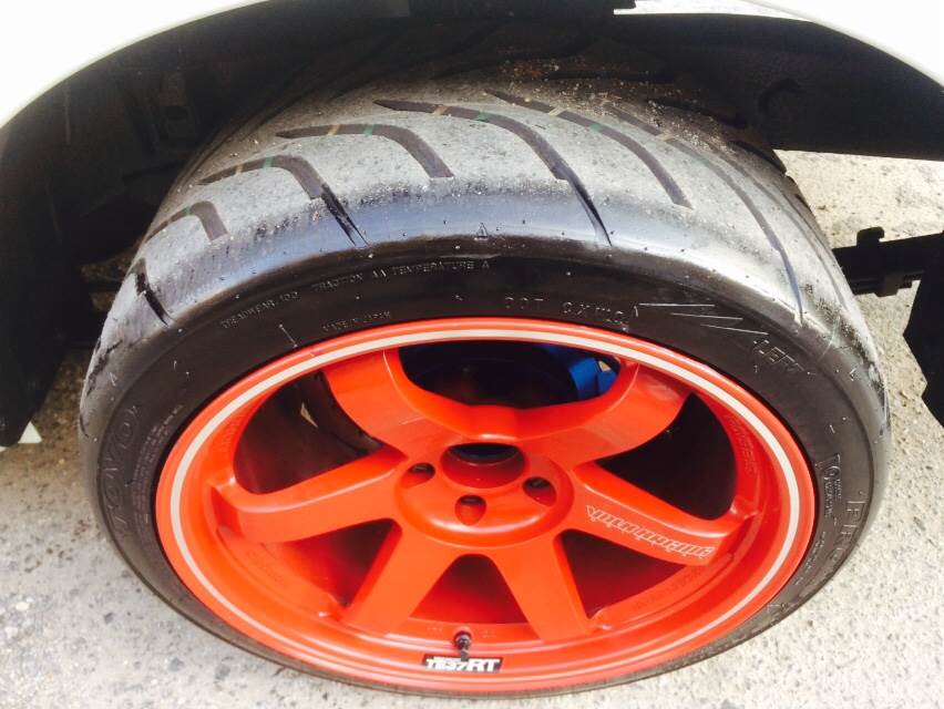 TOYO R888 265/35-18 เส้น 6800 ปกติ 12000 ลดกว่า 50%