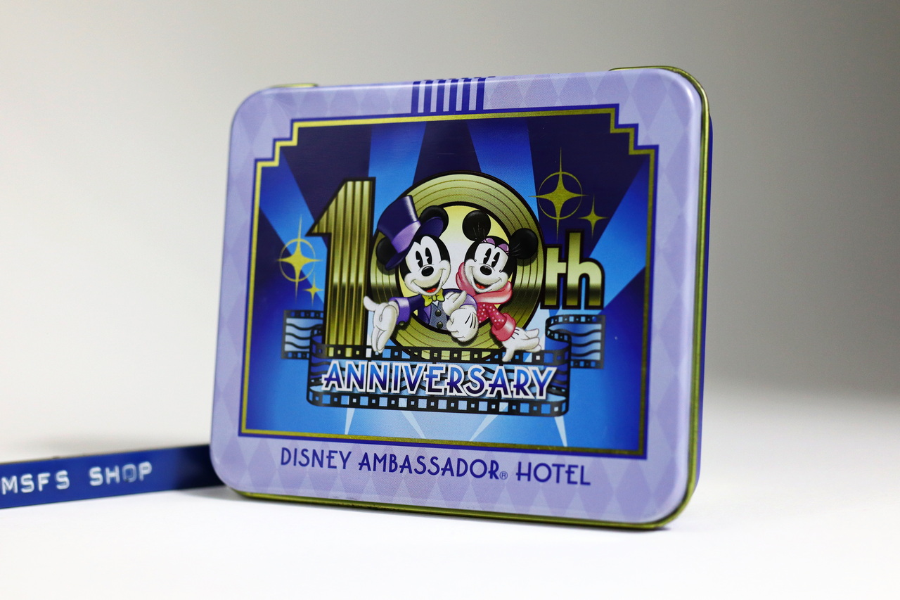 [Vintage] Disney Ambassador Hotel 10th - Amenity Kit กล่องเหล็ก - สีน้ำเงิน