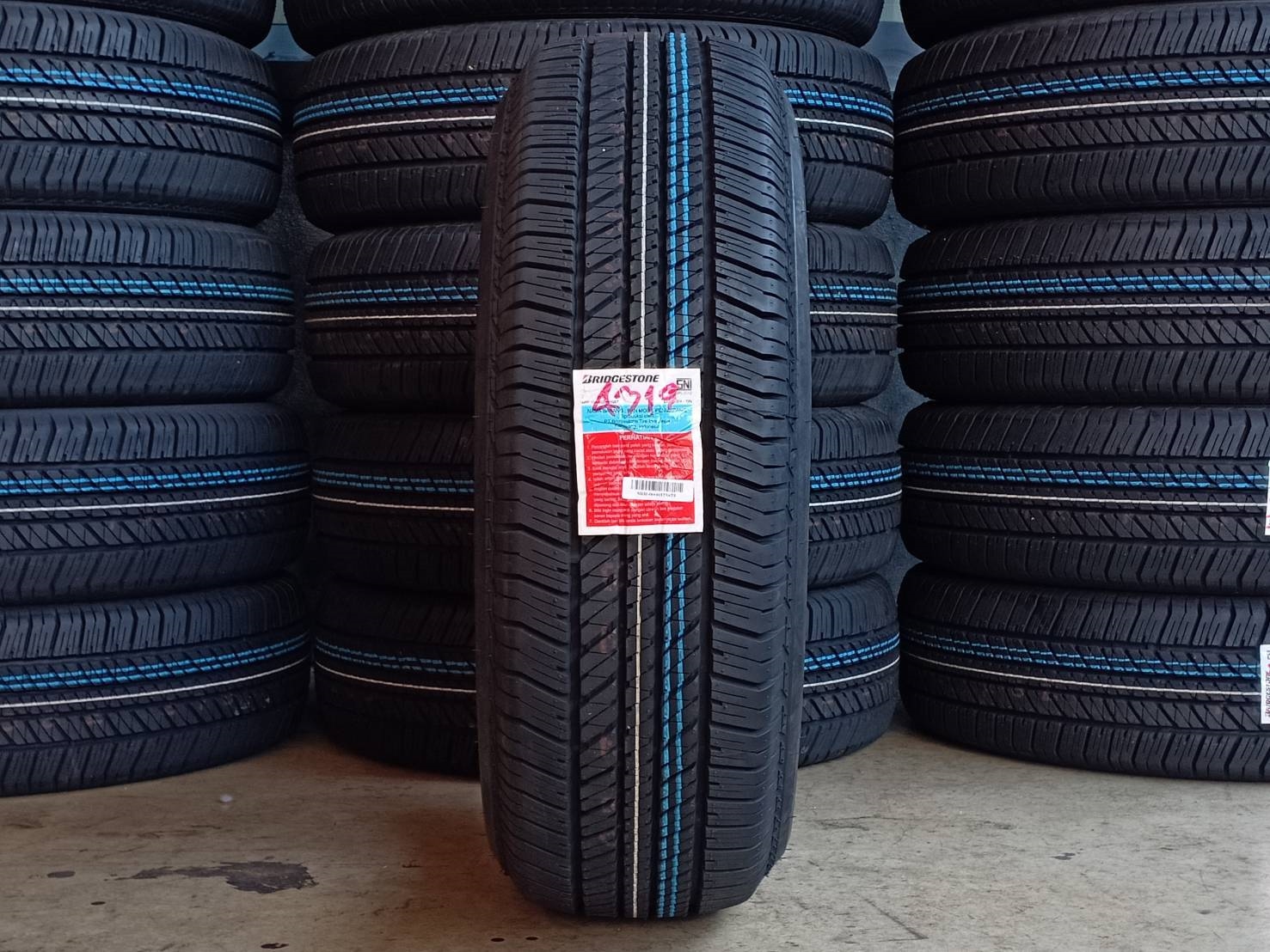 BRIDGESTONE DUELER HT684II 265/65R17 112S (ปี19)