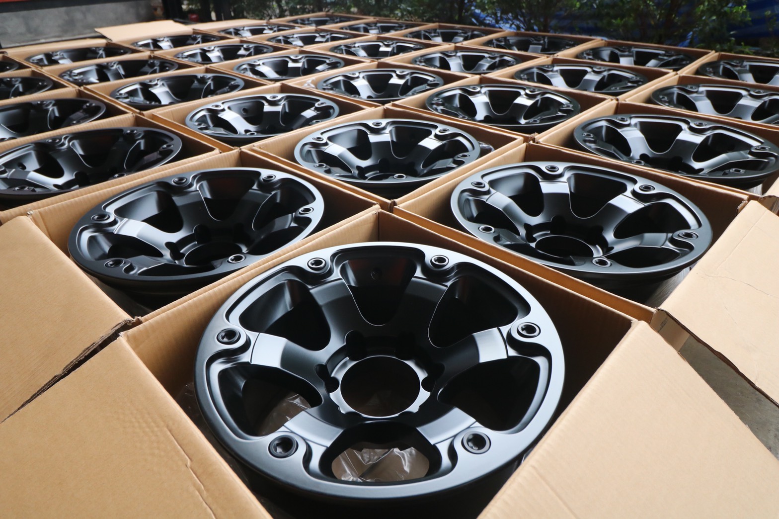 HAMER HM5 ขอบ16 พร้อมยาง BF ชุด 39800 ปกติ 48000