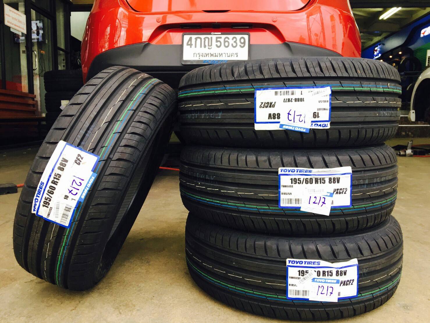 ยางใหม่ TOYO CF2 195/60-15 ราคาถูก