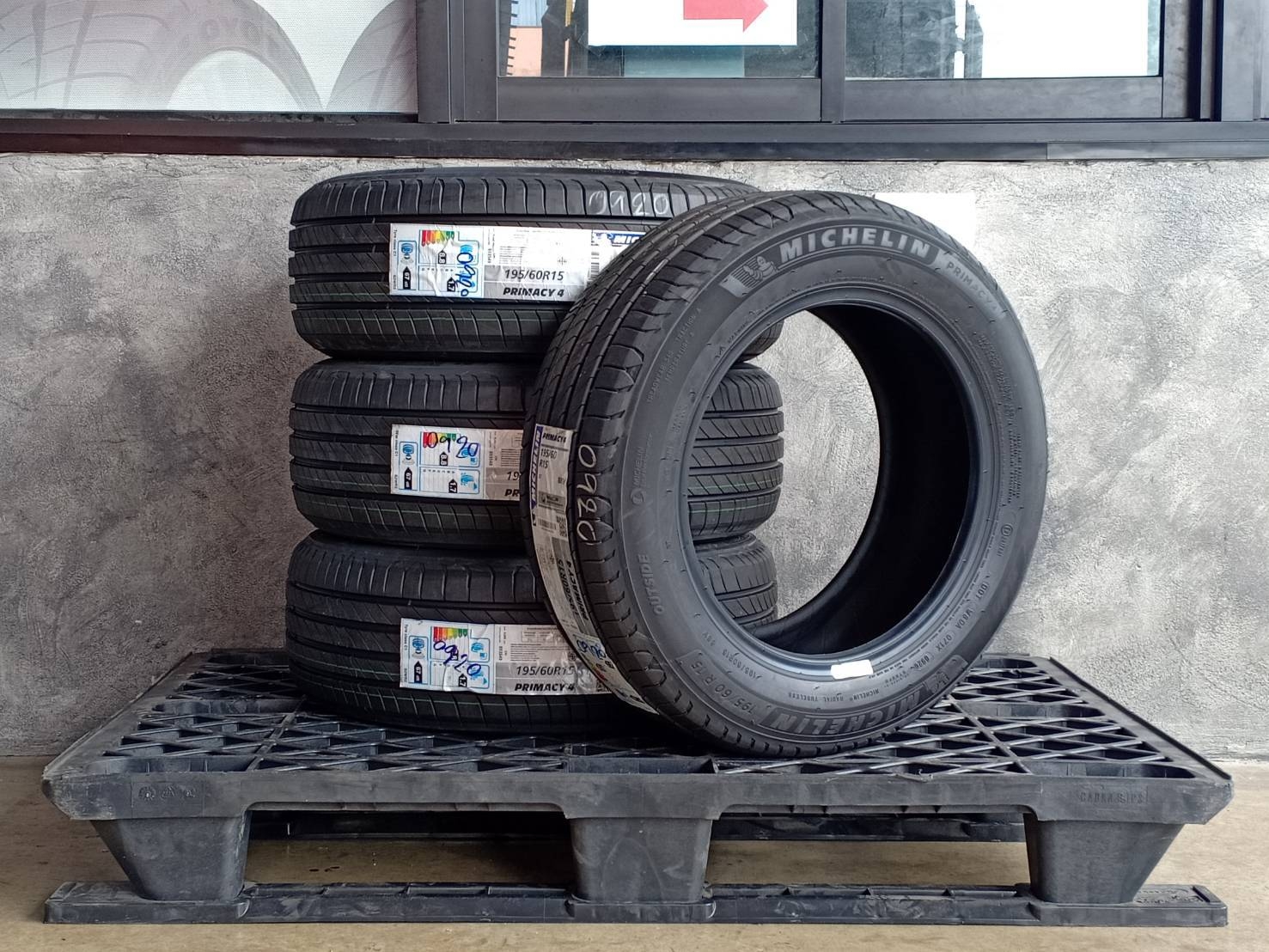 MICHELIN 195/60R15 PRIMACY 4ST 88V MADE IN THAILAND