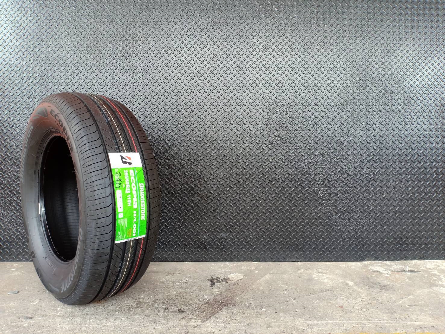 BRIDGESTONE ECOPIA H/L001 265/60-18 ปี19 มาใหม่ ราคาพิเศษ