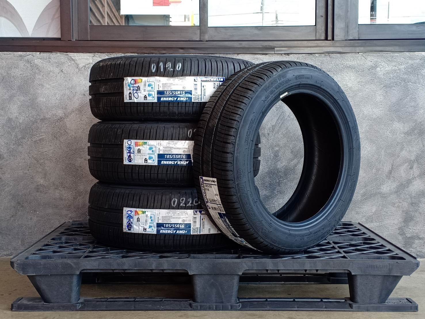 MICHELIN 185/55R16 ENERGY XM2+ 83V MADE IN THAILAND