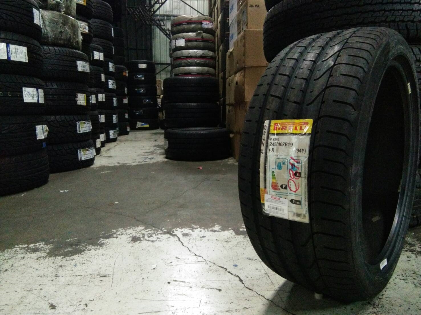 PIRELLI PZERO 245/40-19 เส้น 7800 ปี16 ปกติ 13800 ราคาพิเศษ จำนวนจำกัด