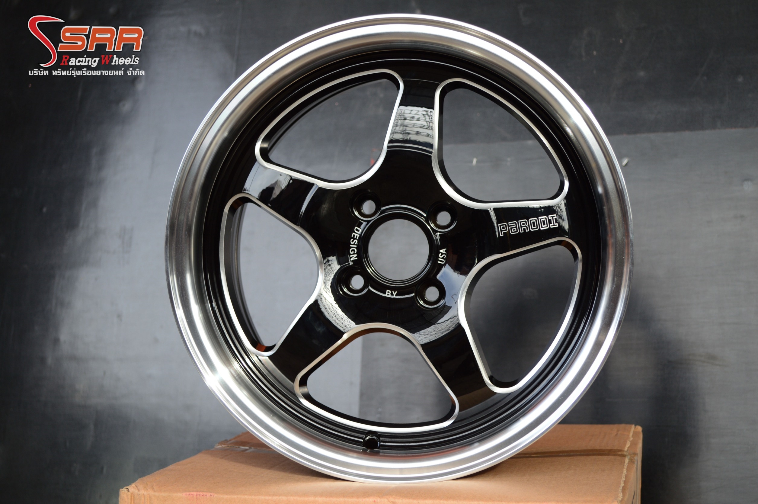 ล้อแม็กซ์ RS-02 PARODI ขอบ15นิั้ว วงละ 2,250.-