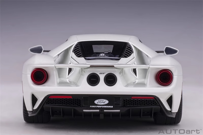 โมเดลรถ โมเดลรถยนต์ Autoart Ford 2017 GT 1