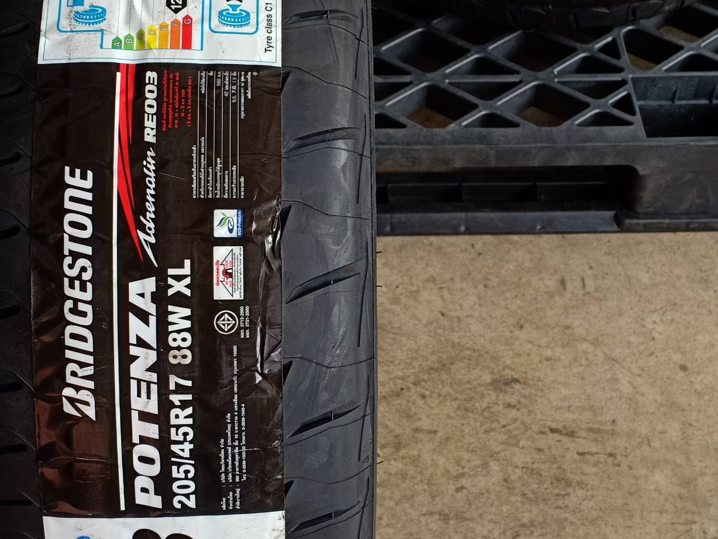 BRIDGESTONE 205/45R17 POTENZA RE003 88W XL MADE IN THAILAND