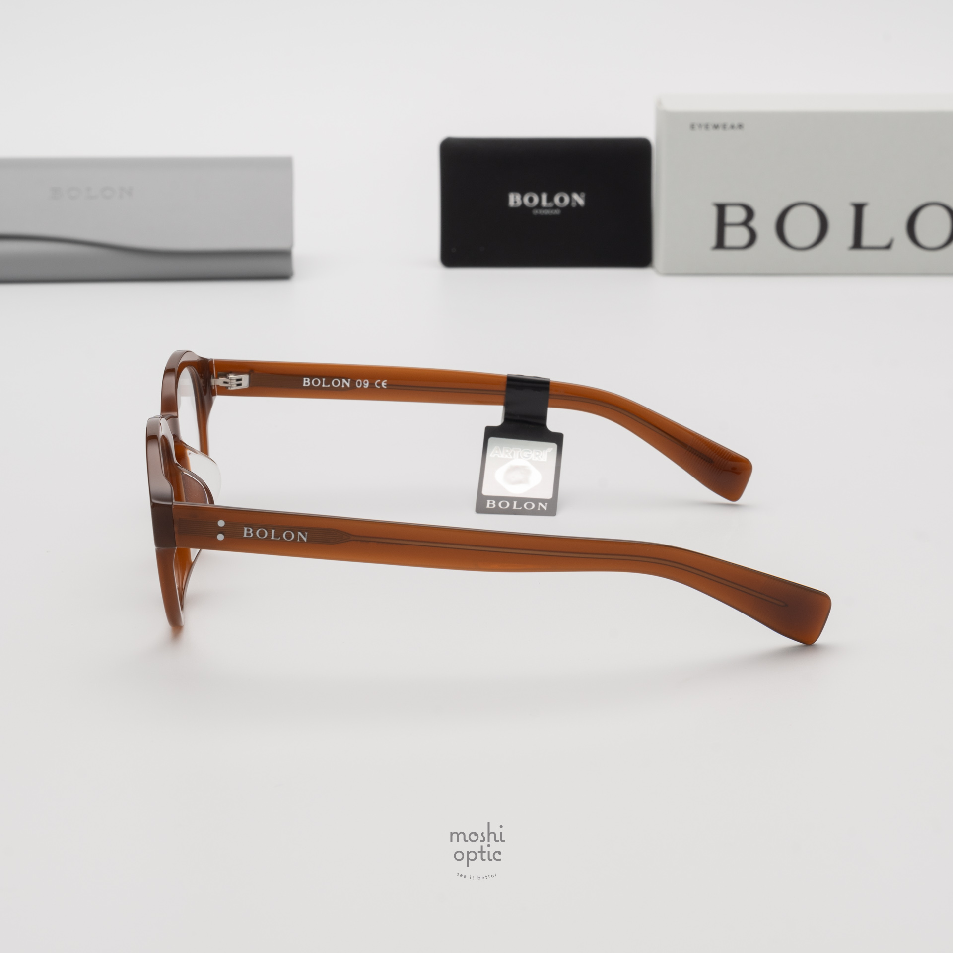 แว่นสายตา BOLON รุ่น KYOBASHI BJ3200 B21 Translucent Caramel