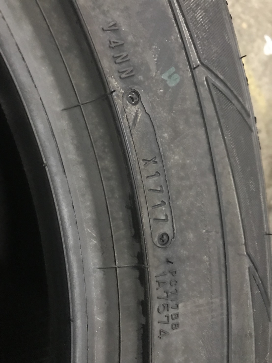 DUNLOP SP SPORT MAXX050+ 275/55-19 ปี17 เส้น 7500 ปกติ 11000