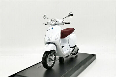 ขาย พรีออเดอร์ โมเดลรถเหล็ก โมเดลรถ มอเตอร์ไซค์ Vespa Primavera 150 มี โปรโมชั่น
