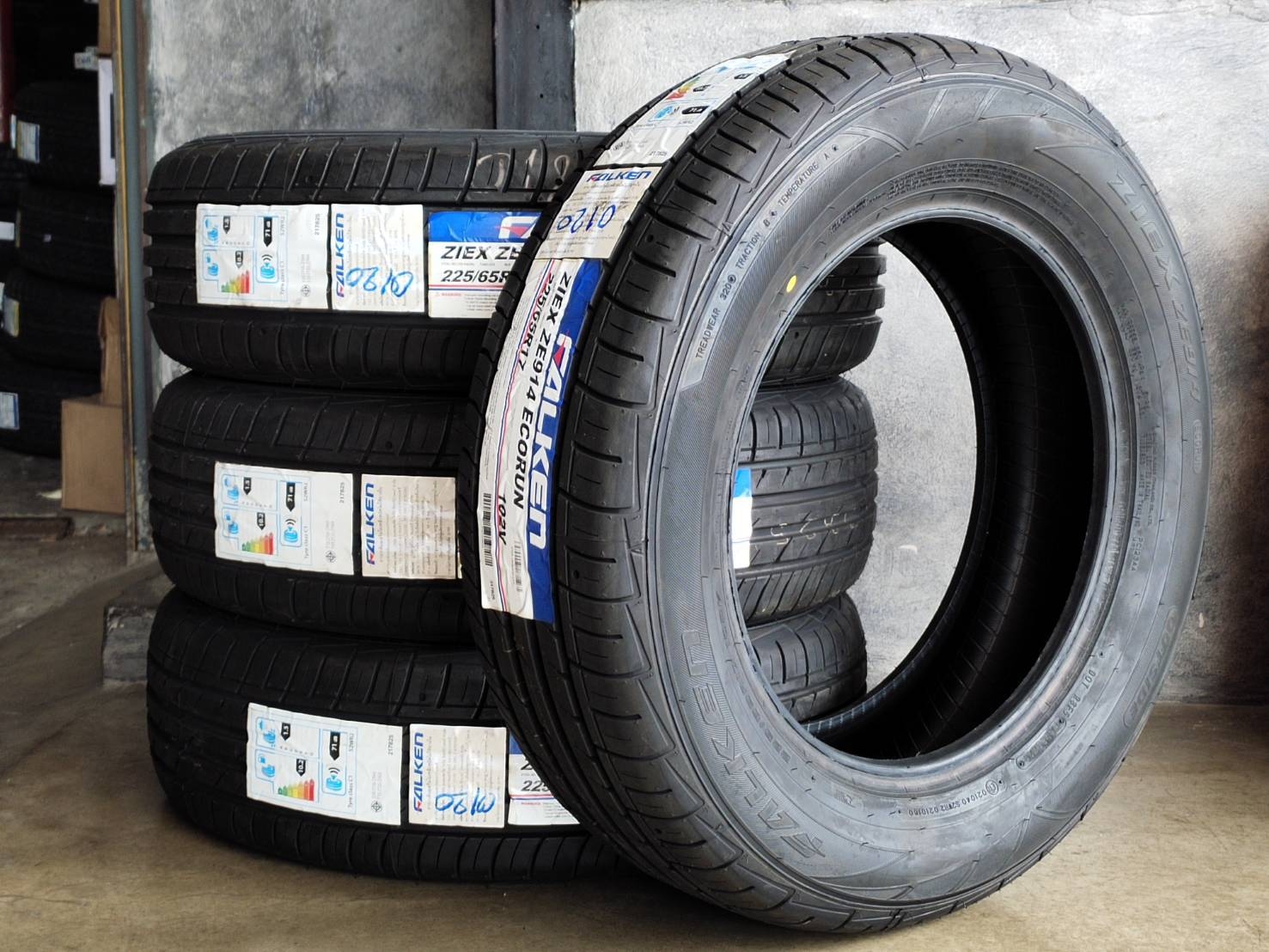 FALKEN 225/65R17 ZIEX ZE914 ECORUN