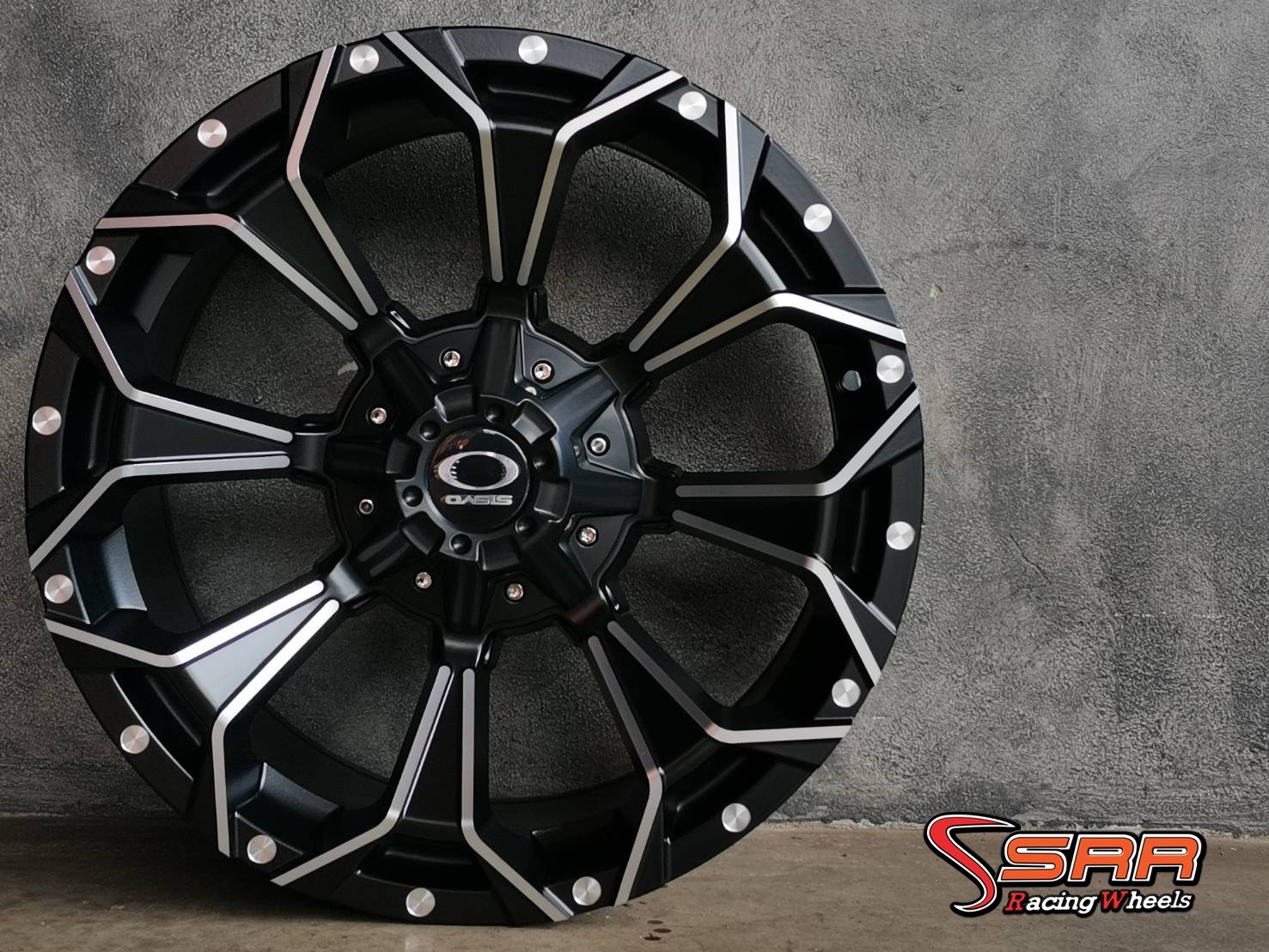 OASIS : LT9 18X9 6X139.7 15 ดำลึงเงา