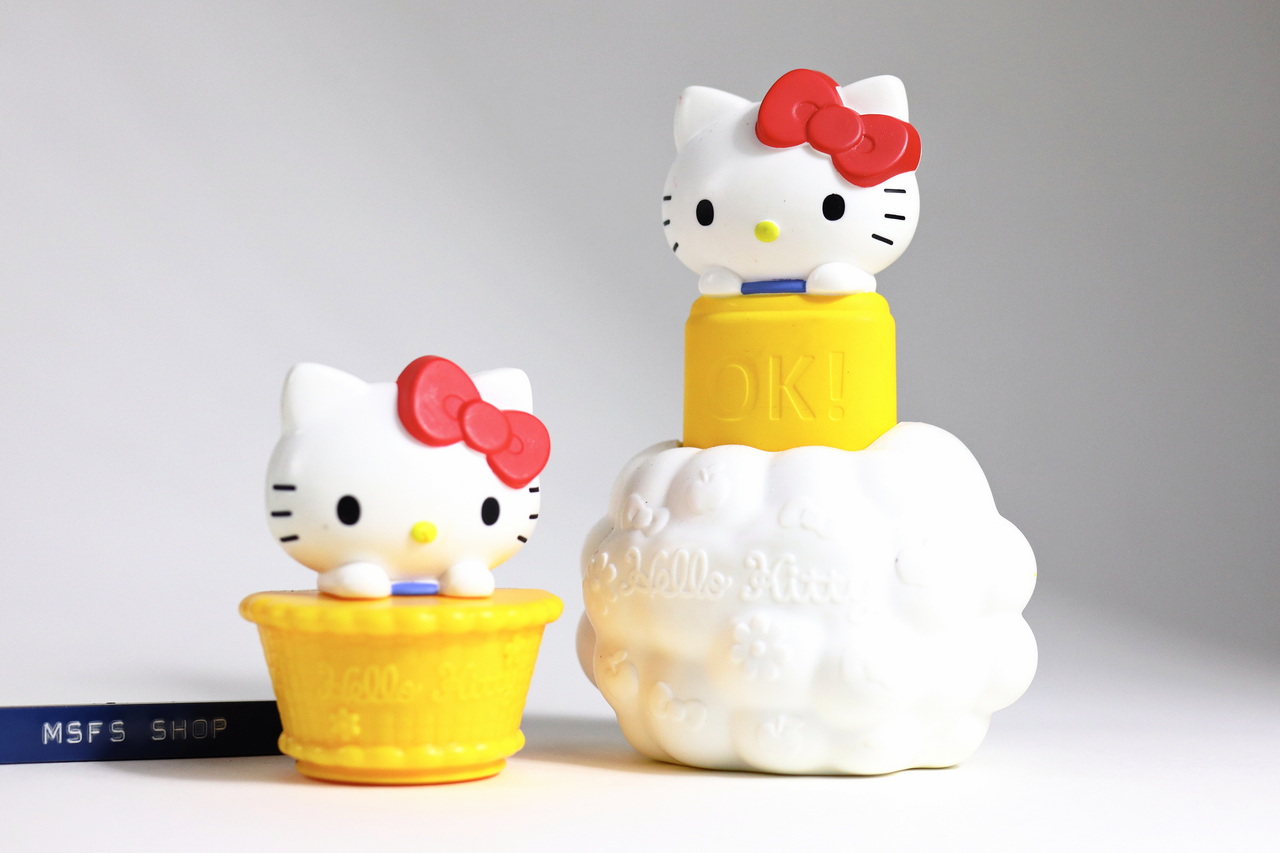 [ของเก่า] Hello Kitty ตุ๊กตาจับเวลาแปรงฟัน และ ตราปั้ม - ของเล่น Mcdonalds ปี 2021