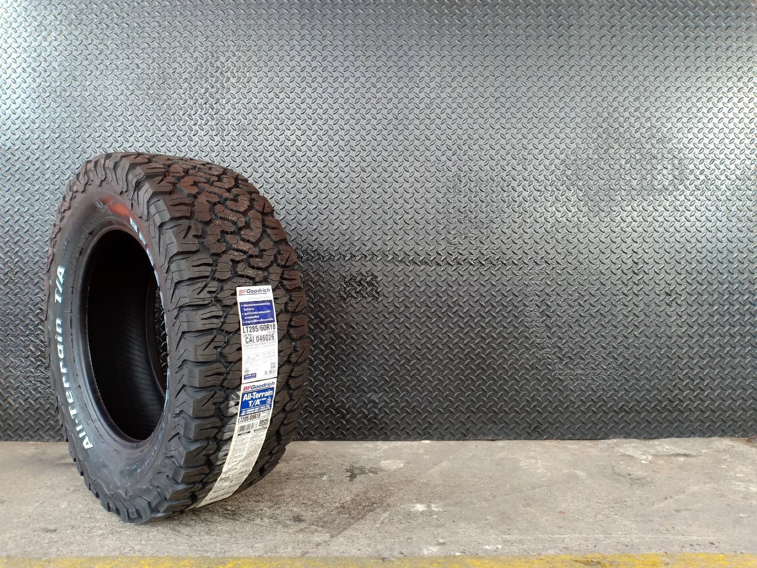 ยางปี19 มาใหม่ BF GOODRICH KO2 285/60-18 ปี19 ราคาใหม่