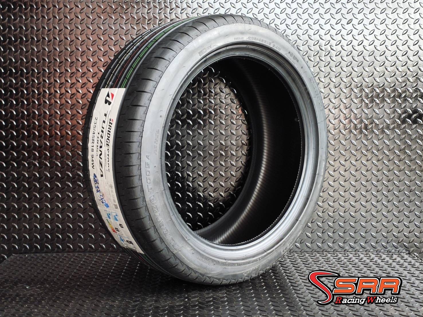 BRIDGESTONE 235/45R18 T005A ปี2020 ราคาถูก